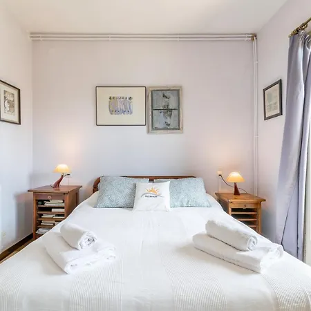 Appartamento Paola: Preciosa Casa Pareada Con Piscina Sitges