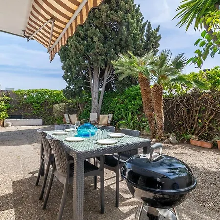 Paola: Preciosa Casa Pareada Con Piscina Lägenhet Sitges
